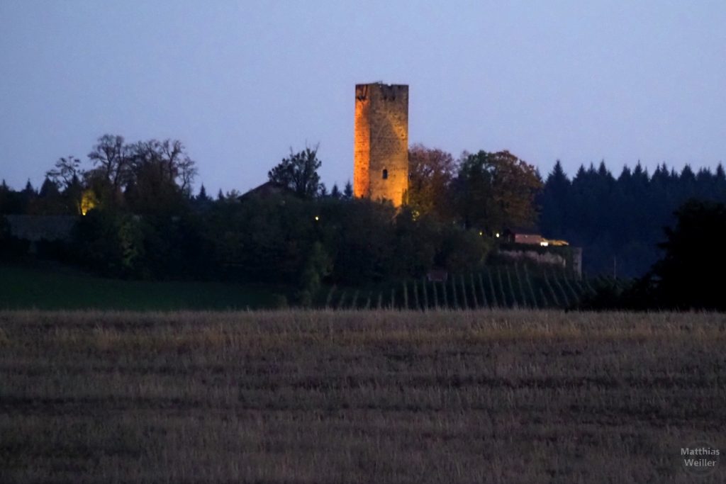 Burg Ravensburg bei Sulzfeld in Abendbeleuchtung