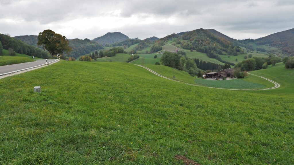 Hügelland Naturpark Aargau bei Staffelegg