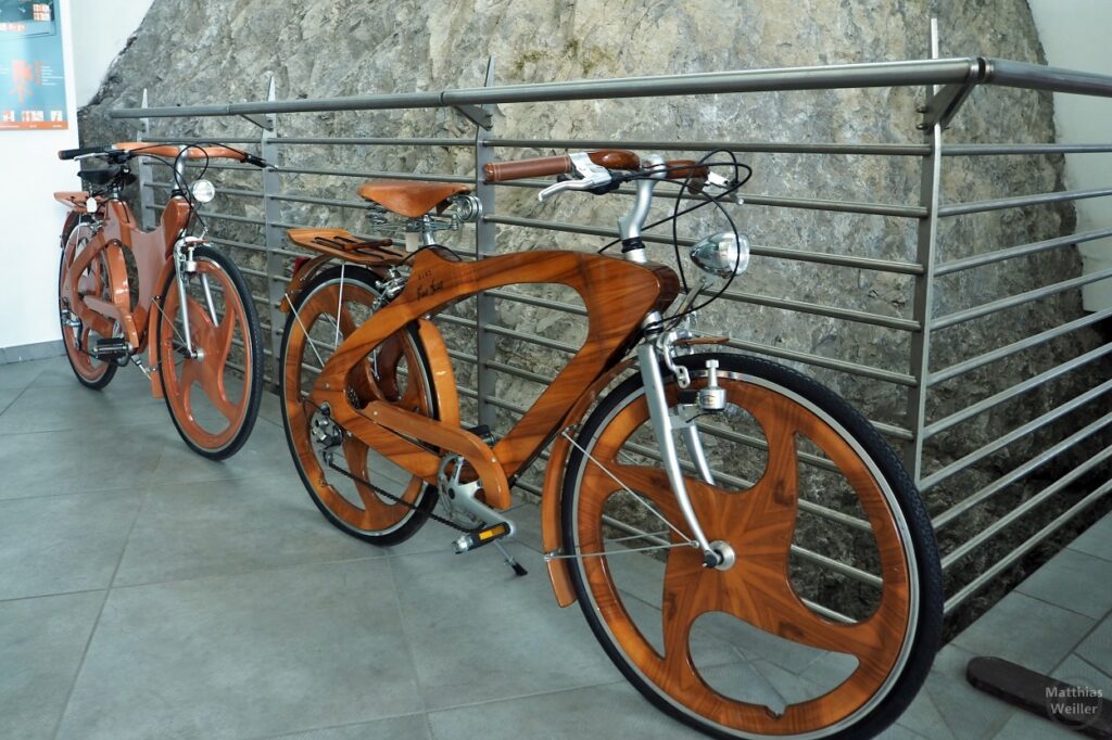 Museo del ciclismo Madonna del Ghisallo: edle Holzräder