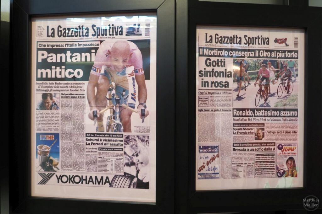 Museo del ciclismo Madonna del Ghisallo: aus dem Zeitungsarchiv Titelblätter von La Gazzetta Sportiva u.a. mit "Pantani mitico"